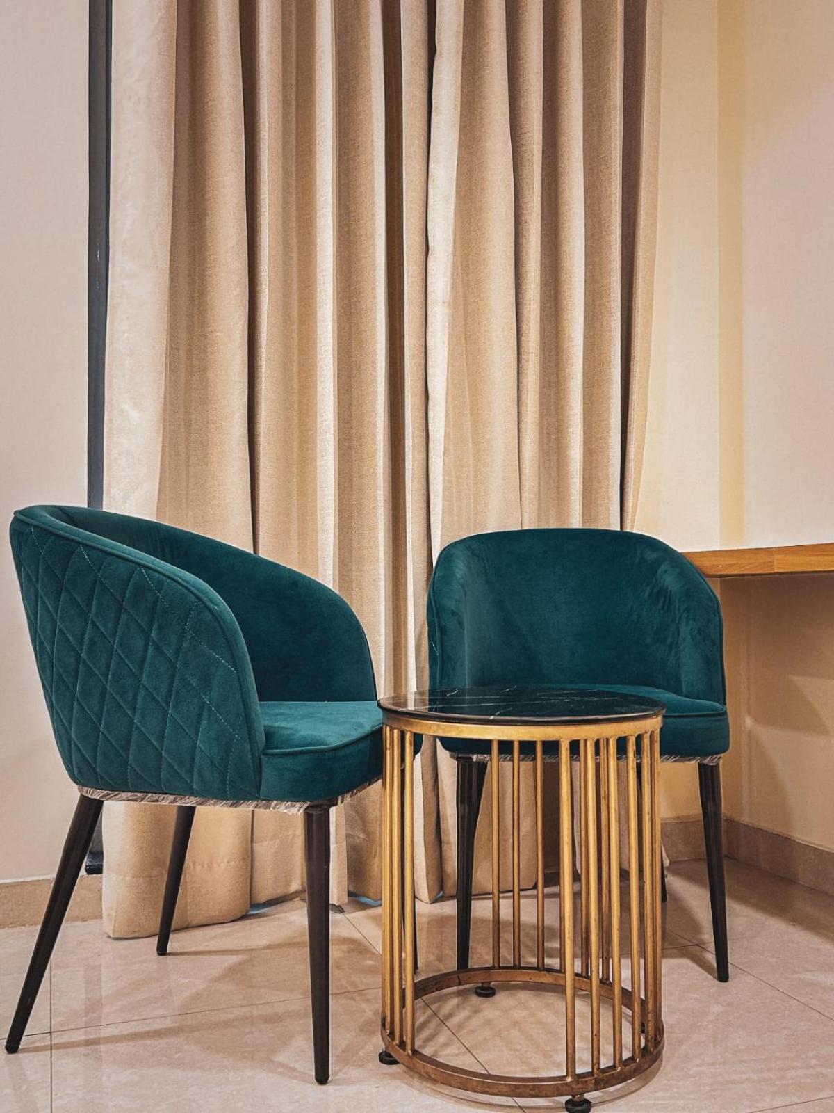 The Blue Vista Hotel Greater Noida Luaran gambar